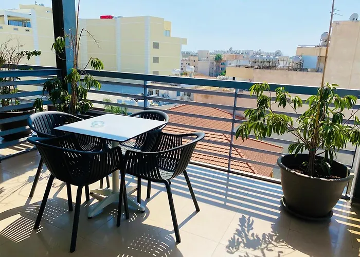 Eleonora Hotel Apartments